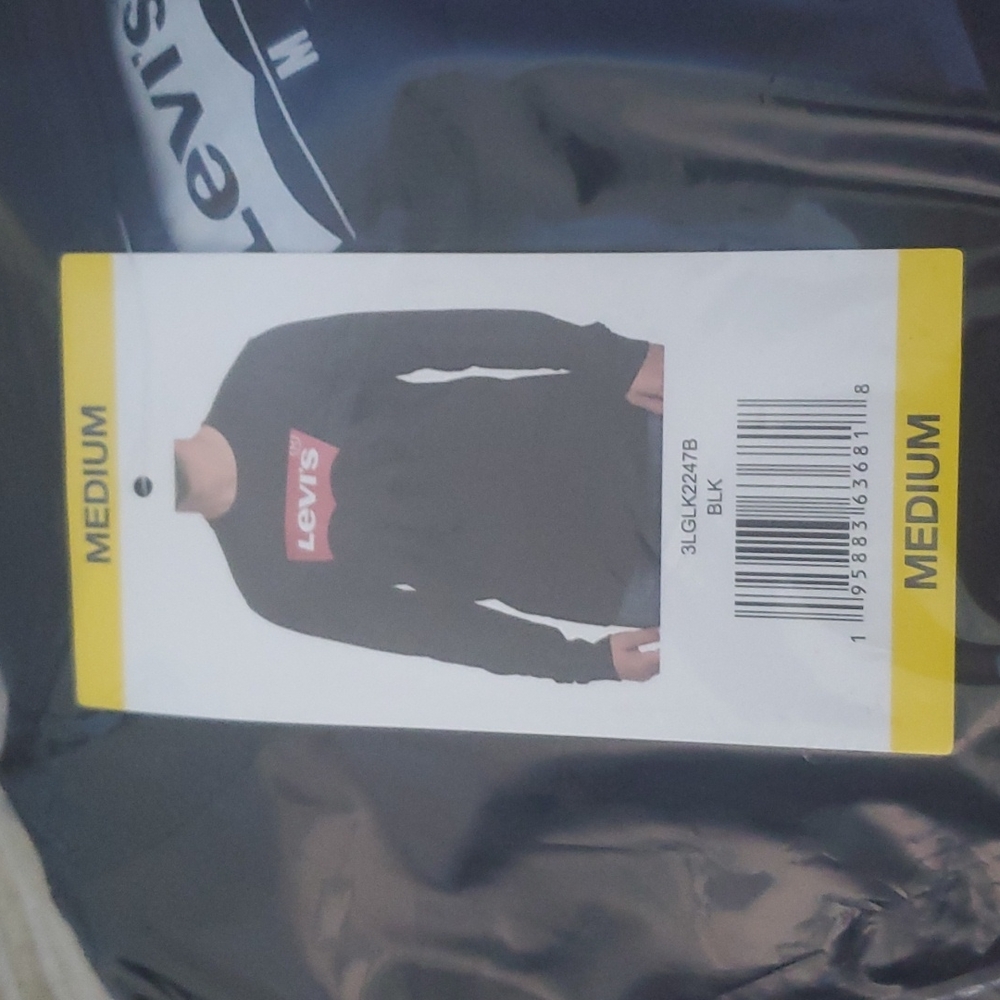 Levi's Long Sleeve tee - Picture 4 of 4